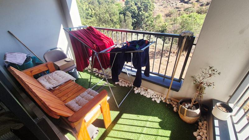 1 Bedroom Property for Sale in Oakdene Gauteng