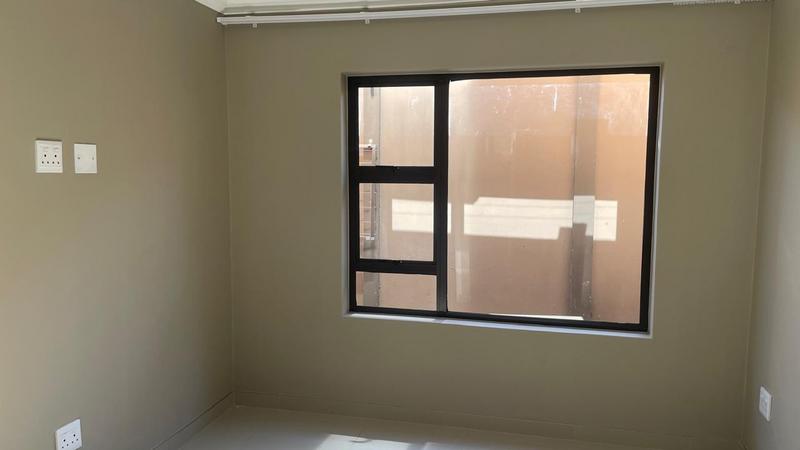 To Let 2 Bedroom Property for Rent in Erasmia Gauteng