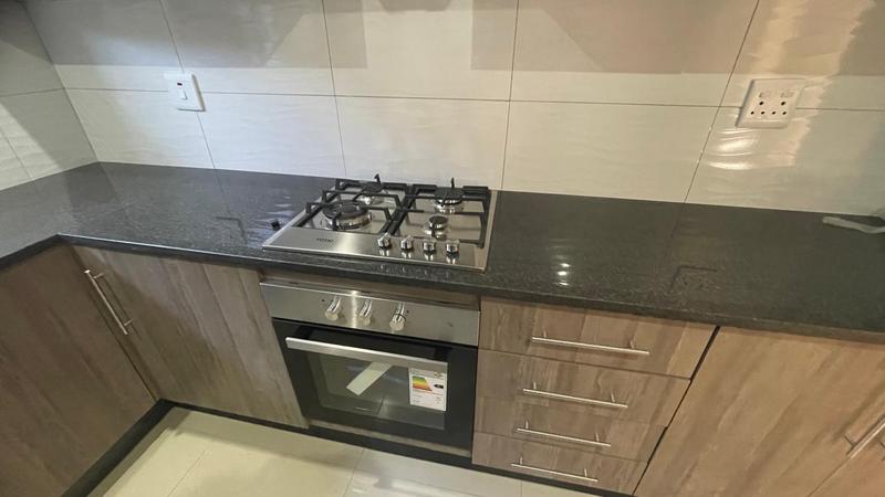 To Let 2 Bedroom Property for Rent in Erasmia Gauteng