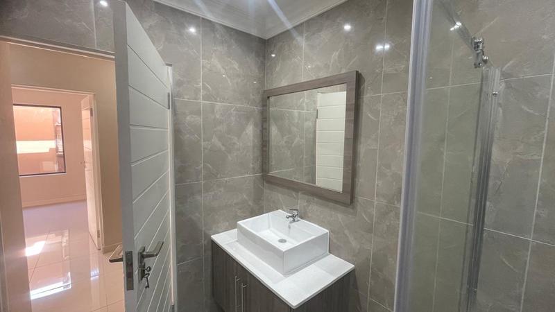 To Let 2 Bedroom Property for Rent in Erasmia Gauteng