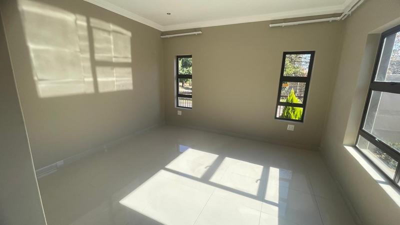 To Let 2 Bedroom Property for Rent in Erasmia Gauteng