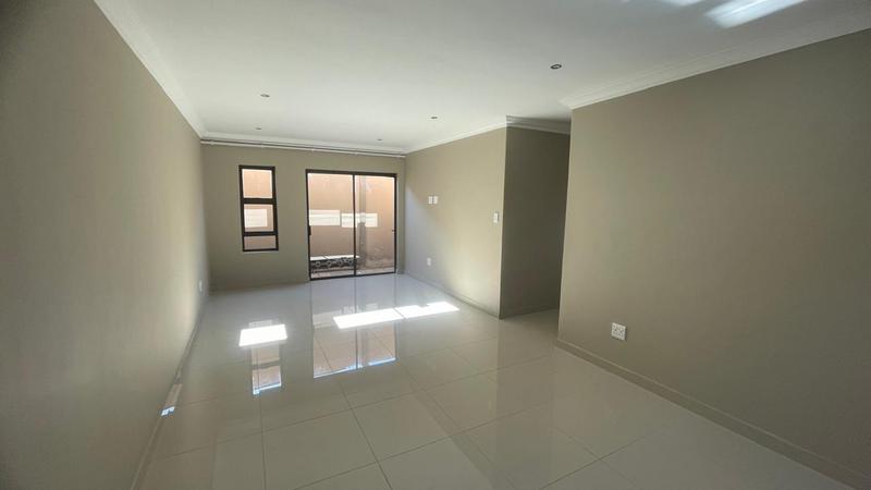 To Let 2 Bedroom Property for Rent in Erasmia Gauteng