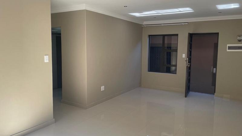 To Let 2 Bedroom Property for Rent in Erasmia Gauteng
