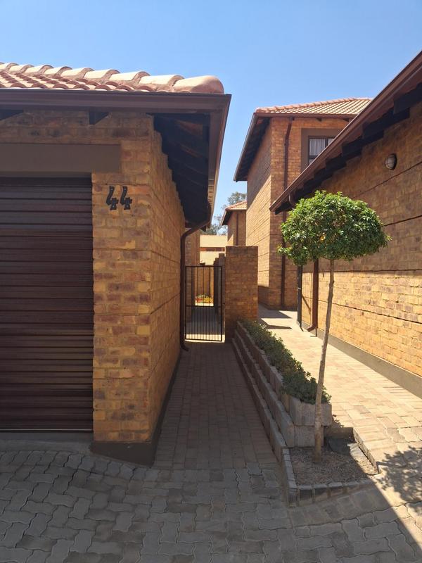 To Let 3 Bedroom Property for Rent in Willow Park Manor Gauteng