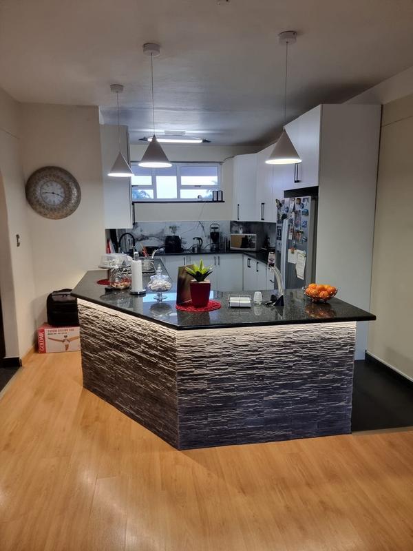 To Let 4 Bedroom Property for Rent in Bedfordview Gauteng