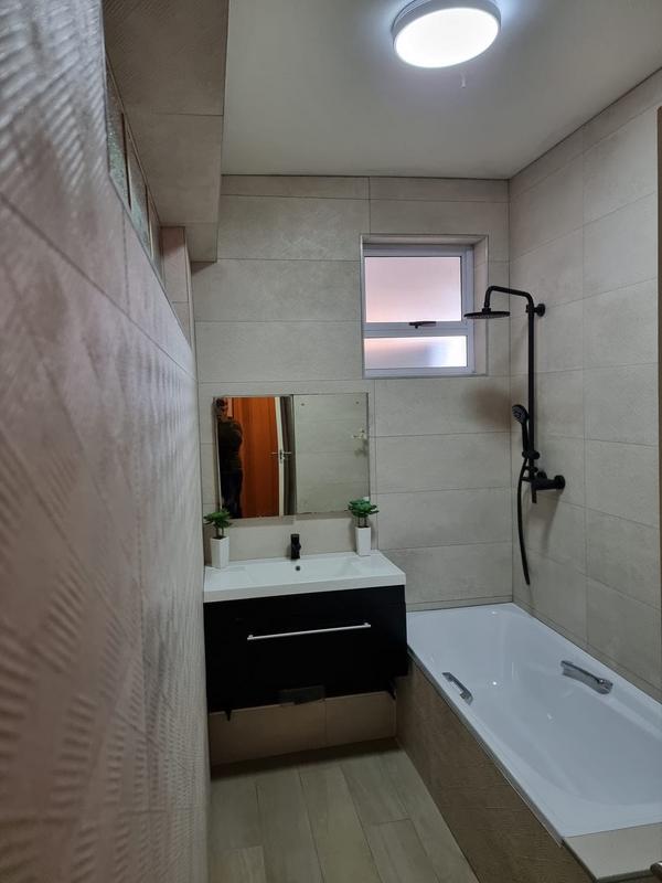 To Let 4 Bedroom Property for Rent in Bedfordview Gauteng