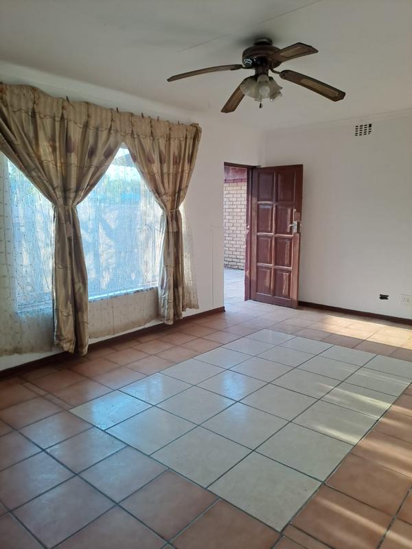 To Let 5 Bedroom Property for Rent in Van Dyk Park Gauteng