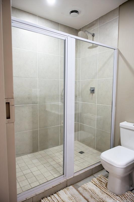 To Let 1 Bedroom Property for Rent in Rosebank Gauteng