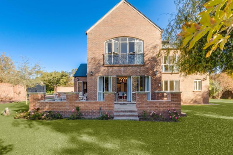 To Let 4 Bedroom Property for Rent in Kyalami Ah Gauteng