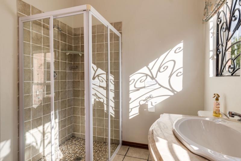 To Let 4 Bedroom Property for Rent in Kyalami Ah Gauteng