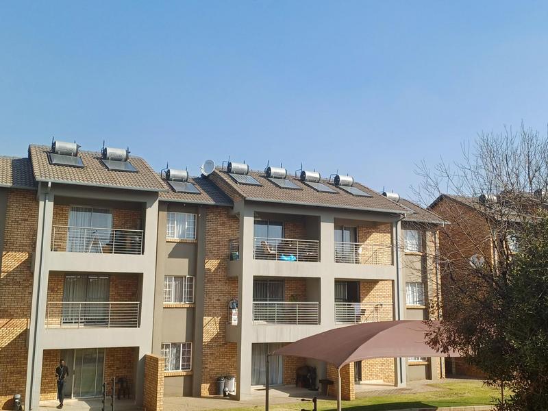 To Let 2 Bedroom Property for Rent in Stone Ridge Gauteng