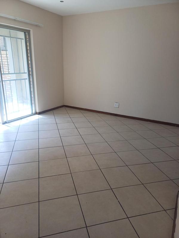 To Let 2 Bedroom Property for Rent in Stone Ridge Gauteng