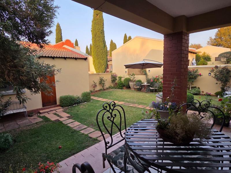 2 Bedroom Property for Sale in Boardwalk Meander Gauteng