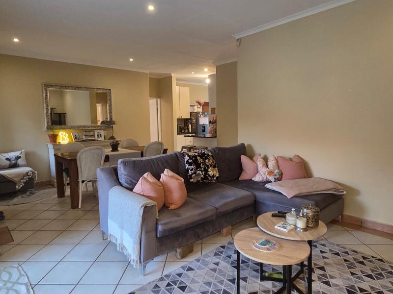 2 Bedroom Property for Sale in Boardwalk Meander Gauteng