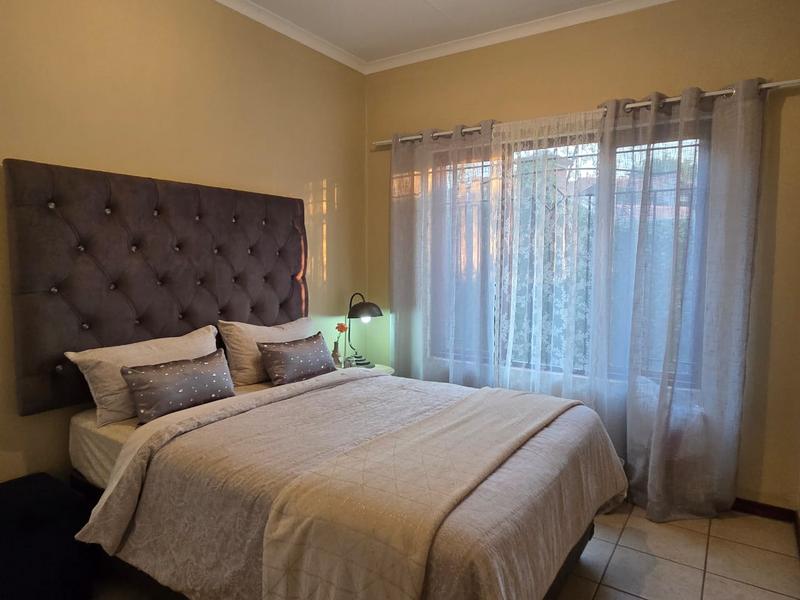 2 Bedroom Property for Sale in Boardwalk Meander Gauteng