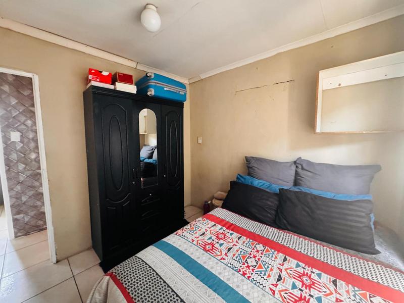5 Bedroom Property for Sale in Riverlea Gauteng