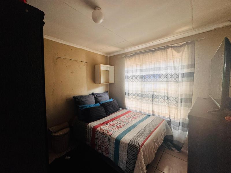 5 Bedroom Property for Sale in Riverlea Gauteng