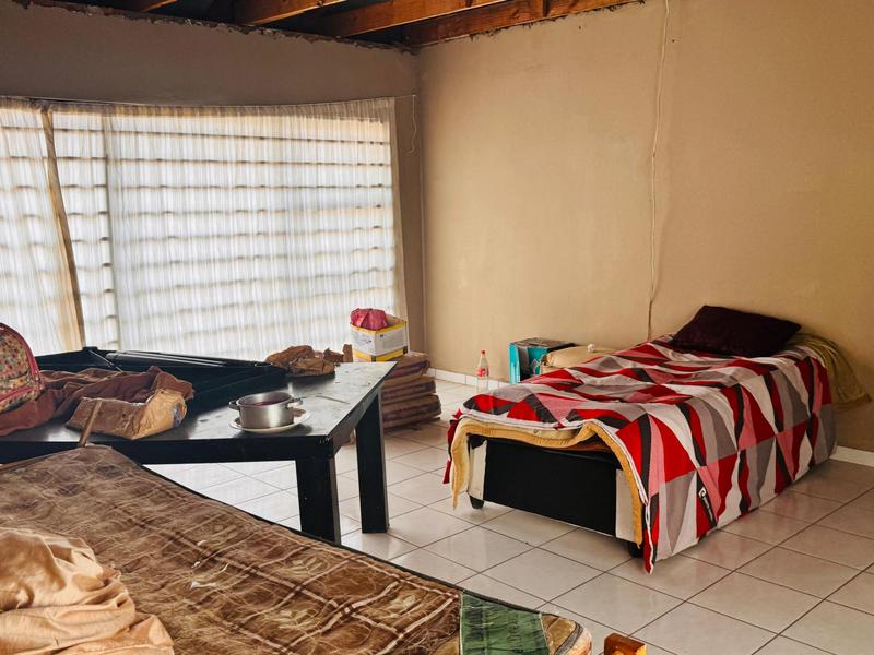 5 Bedroom Property for Sale in Riverlea Gauteng