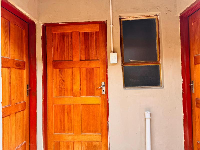 5 Bedroom Property for Sale in Riverlea Gauteng