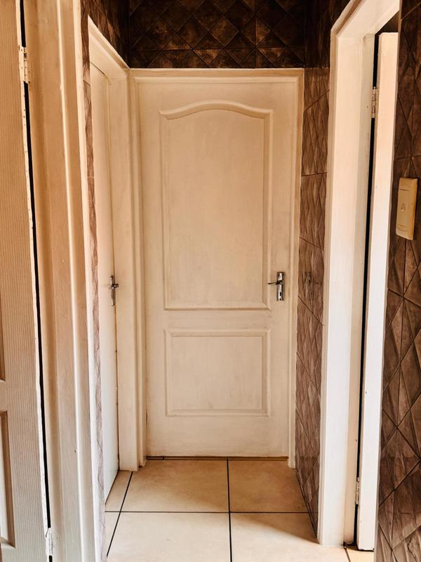 5 Bedroom Property for Sale in Riverlea Gauteng
