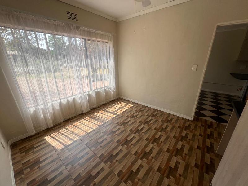 To Let 2 Bedroom Property for Rent in Greenhills Gauteng