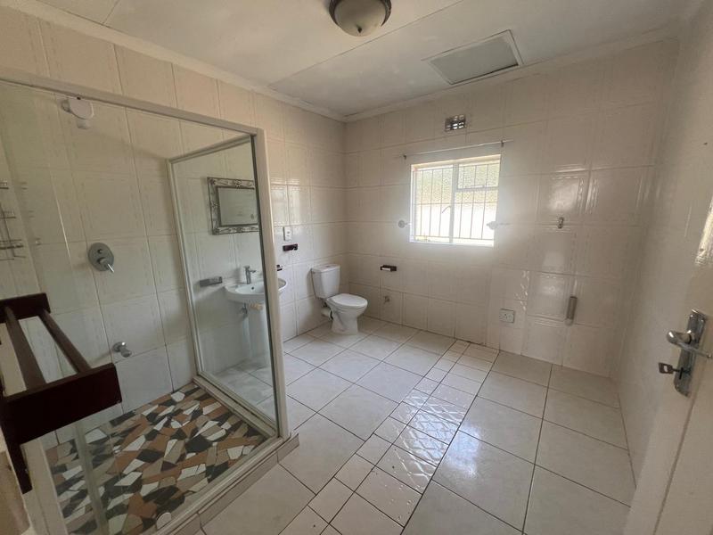 To Let 2 Bedroom Property for Rent in Greenhills Gauteng