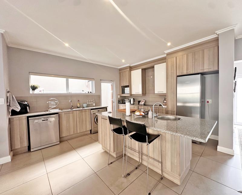 3 Bedroom Property for Sale in Bryanston Gauteng