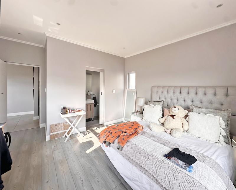 3 Bedroom Property for Sale in Bryanston Gauteng