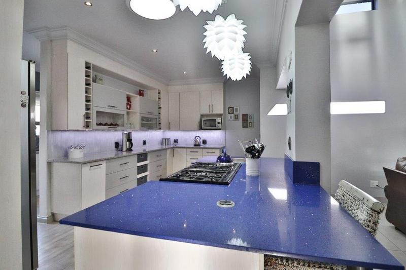 To Let 3 Bedroom Property for Rent in Copperleaf Estate Gauteng