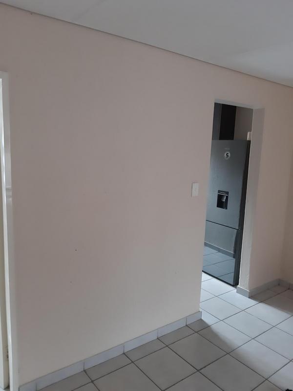 To Let 1 Bedroom Property for Rent in Elspark Gauteng