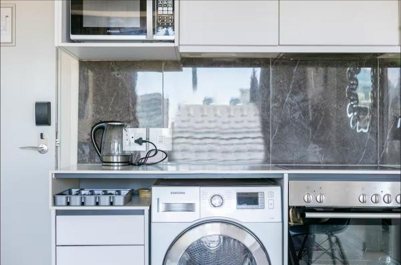 To Let 1 Bedroom Property for Rent in Sandown Gauteng