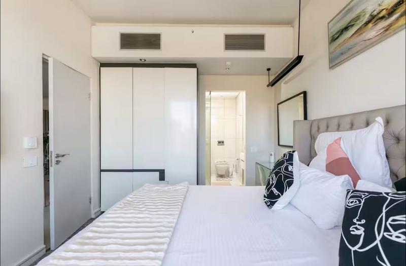 To Let 1 Bedroom Property for Rent in Sandown Gauteng