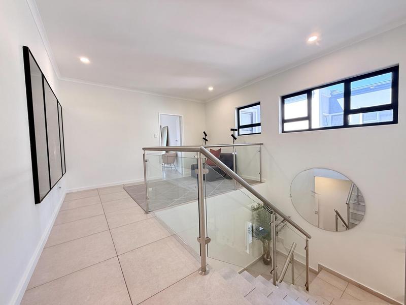 3 Bedroom Property for Sale in Sunninghill Gauteng