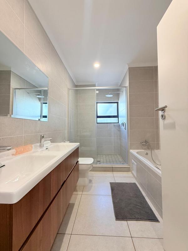 3 Bedroom Property for Sale in Sunninghill Gauteng