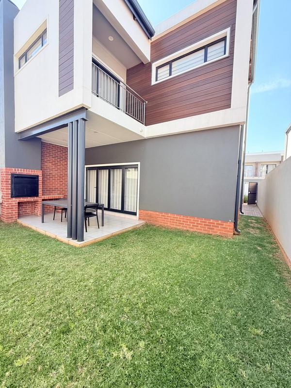 3 Bedroom Property for Sale in Sunninghill Gauteng
