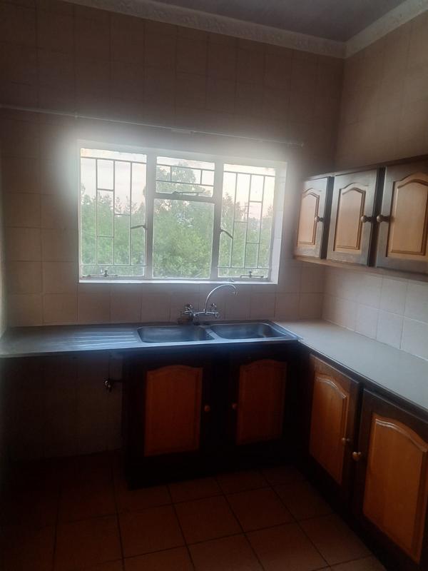 To Let 3 Bedroom Property for Rent in Florida Park Gauteng