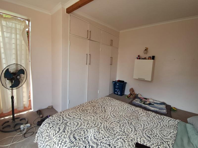To Let 3 Bedroom Property for Rent in Weltevreden Park Gauteng