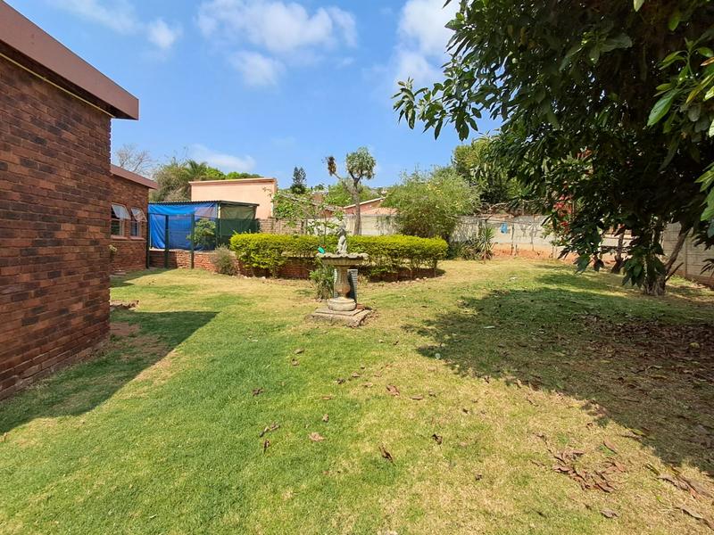 To Let 3 Bedroom Property for Rent in Weltevreden Park Gauteng