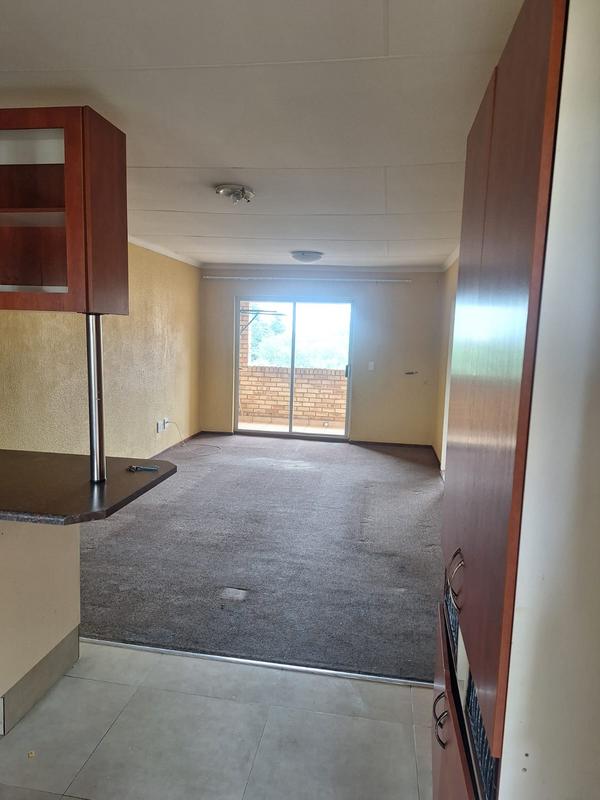 To Let 2 Bedroom Property for Rent in Wilro Park Gauteng