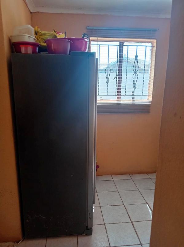 2 Bedroom Property for Sale in Protea Glen Gauteng