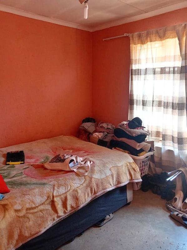 2 Bedroom Property for Sale in Protea Glen Gauteng