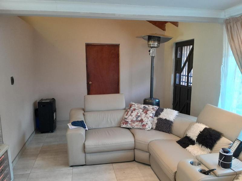 To Let 4 Bedroom Property for Rent in Dersley Gauteng
