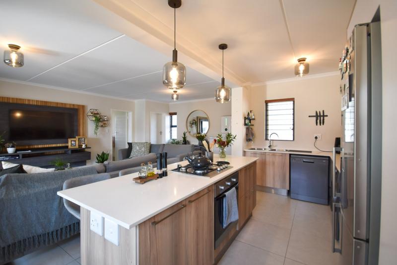 2 Bedroom Property for Sale in Golden Fields Estate Gauteng