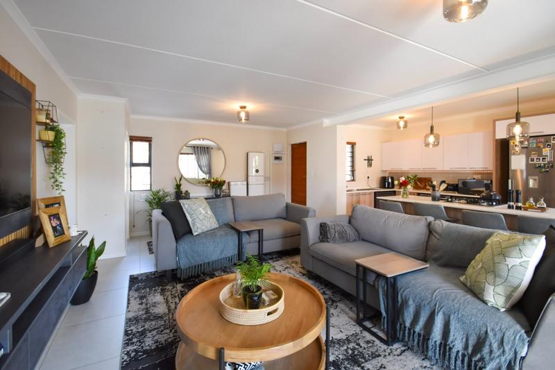 2 Bedroom Property for Sale in Golden Fields Estate Gauteng