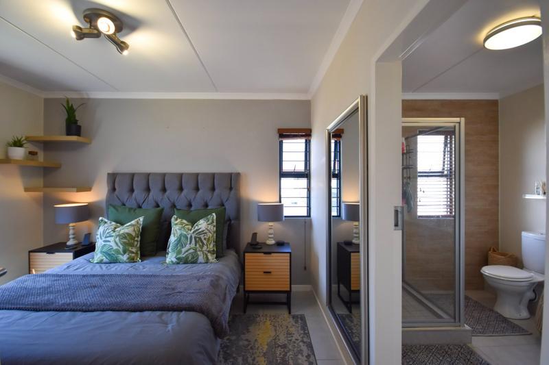 2 Bedroom Property for Sale in Golden Fields Estate Gauteng