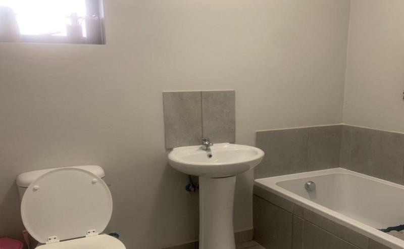 2 Bedroom Property for Sale in Protea Glen Gauteng