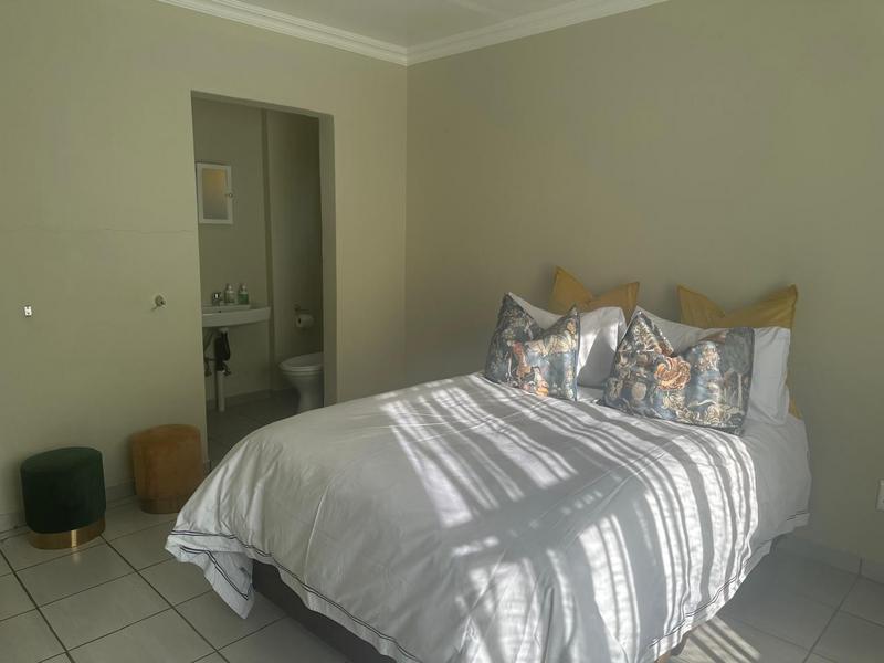To Let 2 Bedroom Property for Rent in Kew Gauteng