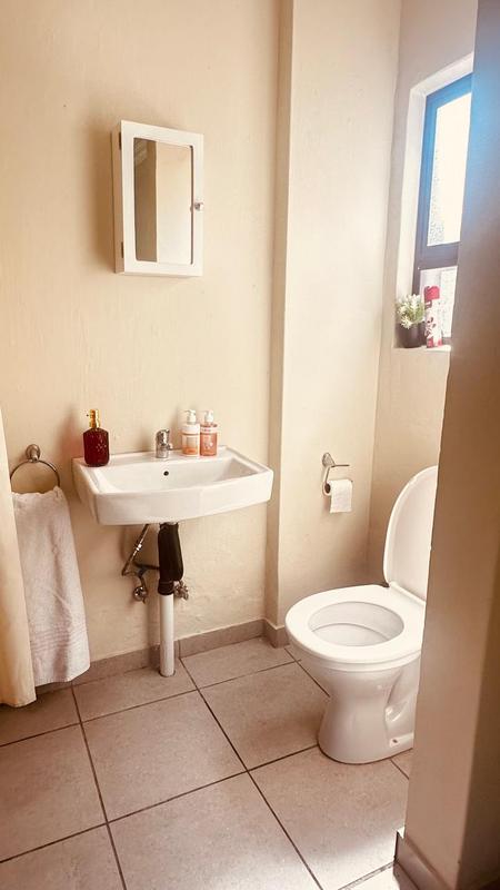 To Let 2 Bedroom Property for Rent in Kew Gauteng