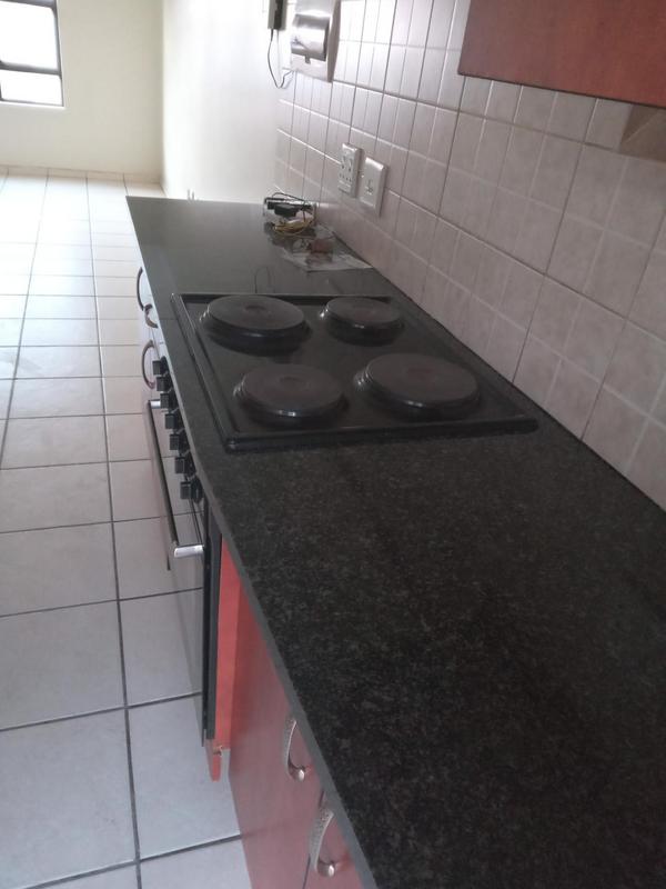 To Let 2 Bedroom Property for Rent in Kosmosdal Gauteng