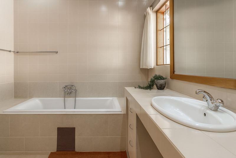 3 Bedroom Property for Sale in Fourways Gardens Gauteng
